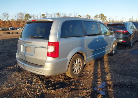 2012 Chrysler Town & Country Touring z USA, uszkodzony, nr VIN 2C4RC1BG7CR400839